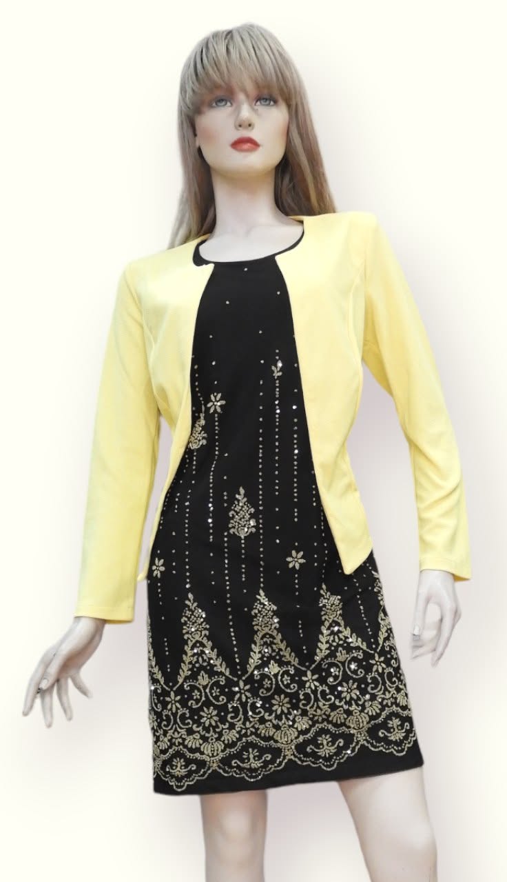 Conjunto Vestido Negro Bordado + Torera Amarilla