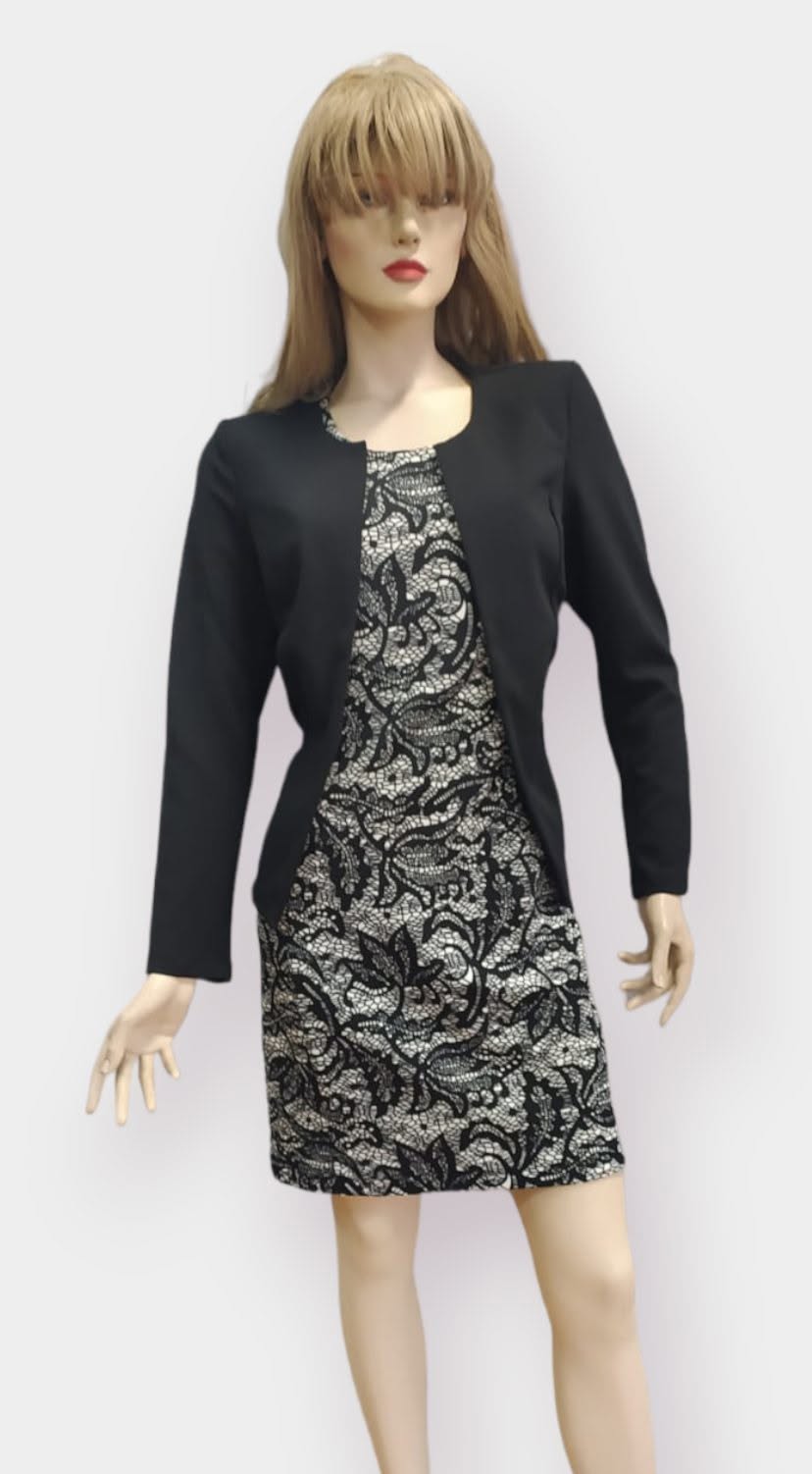 Conjunto Vestido Negro + Torera Negra