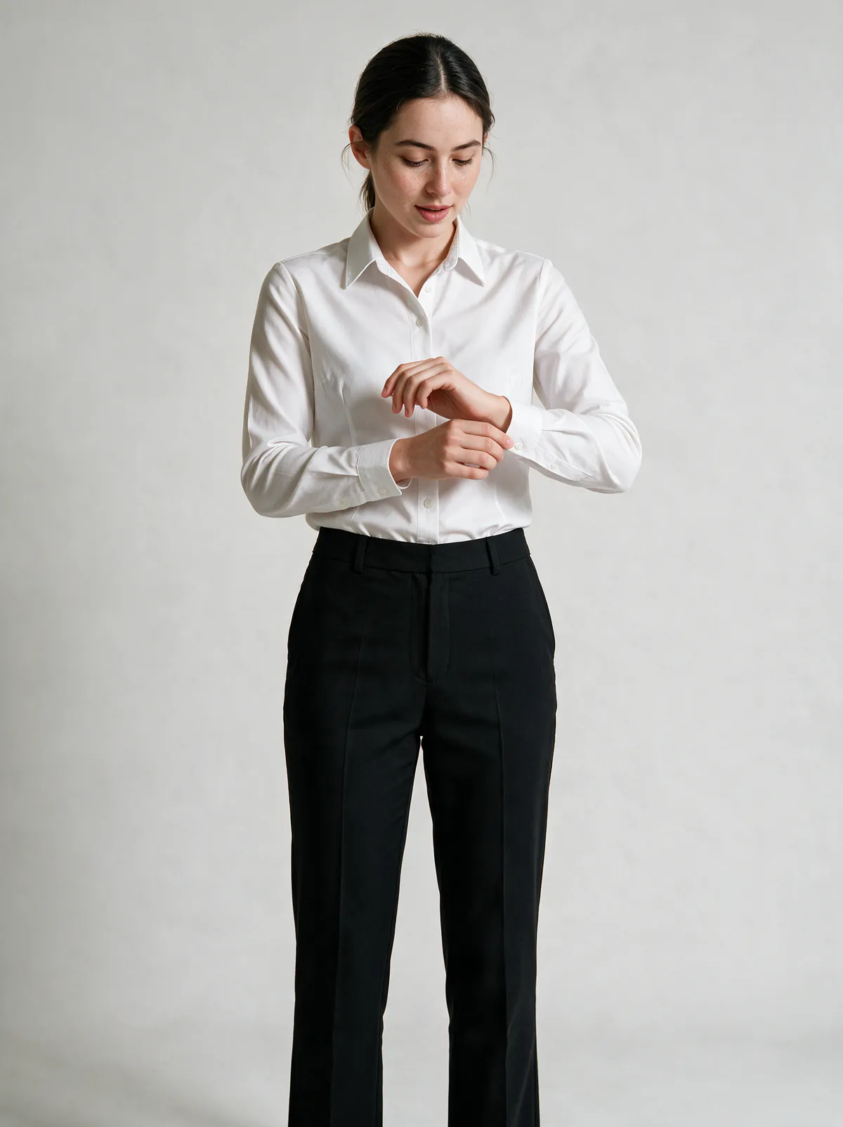 Conjunto Blusa Blanca + Pantalón Negro