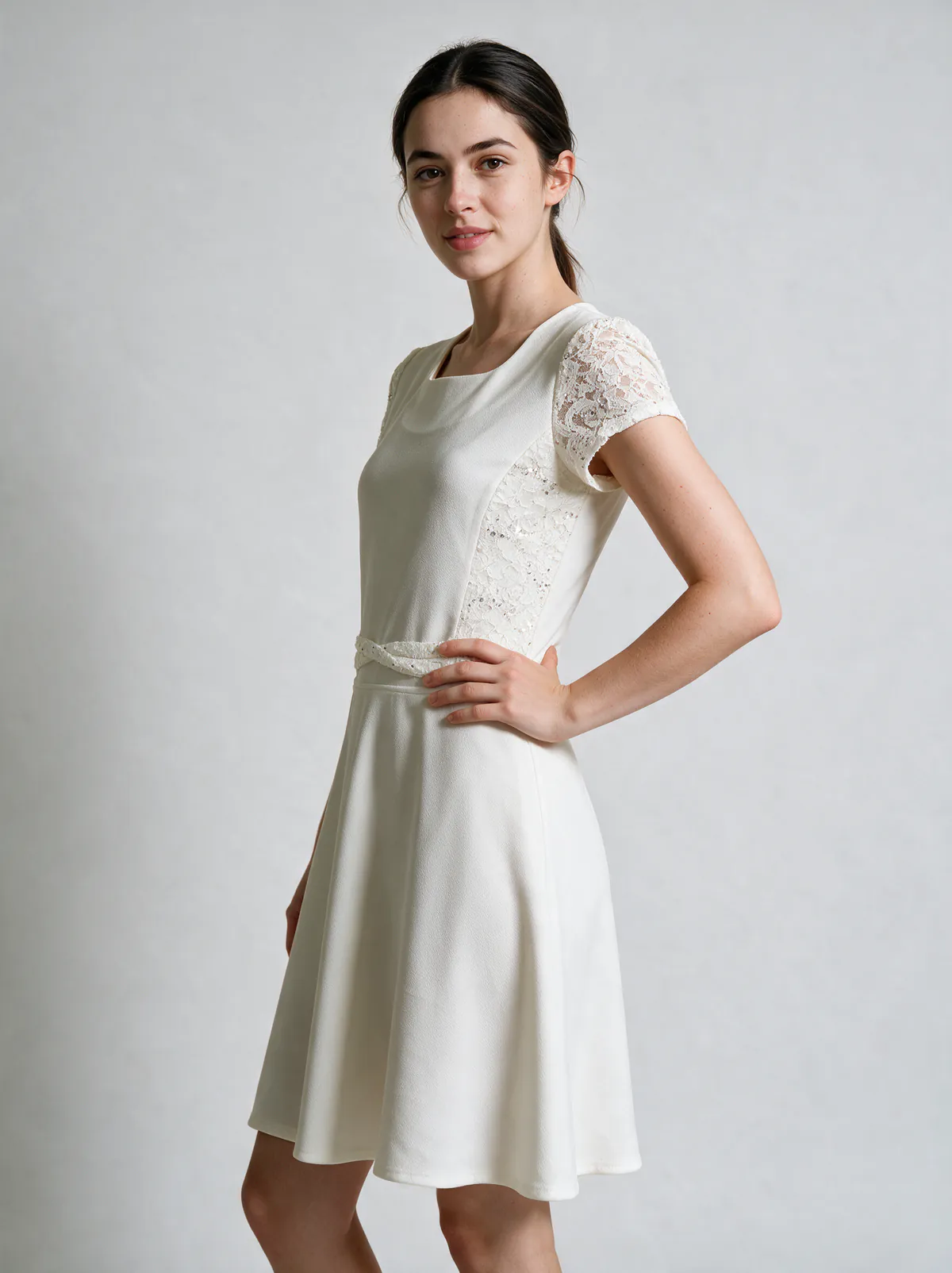 Vestido Crema Encaje — foto 2