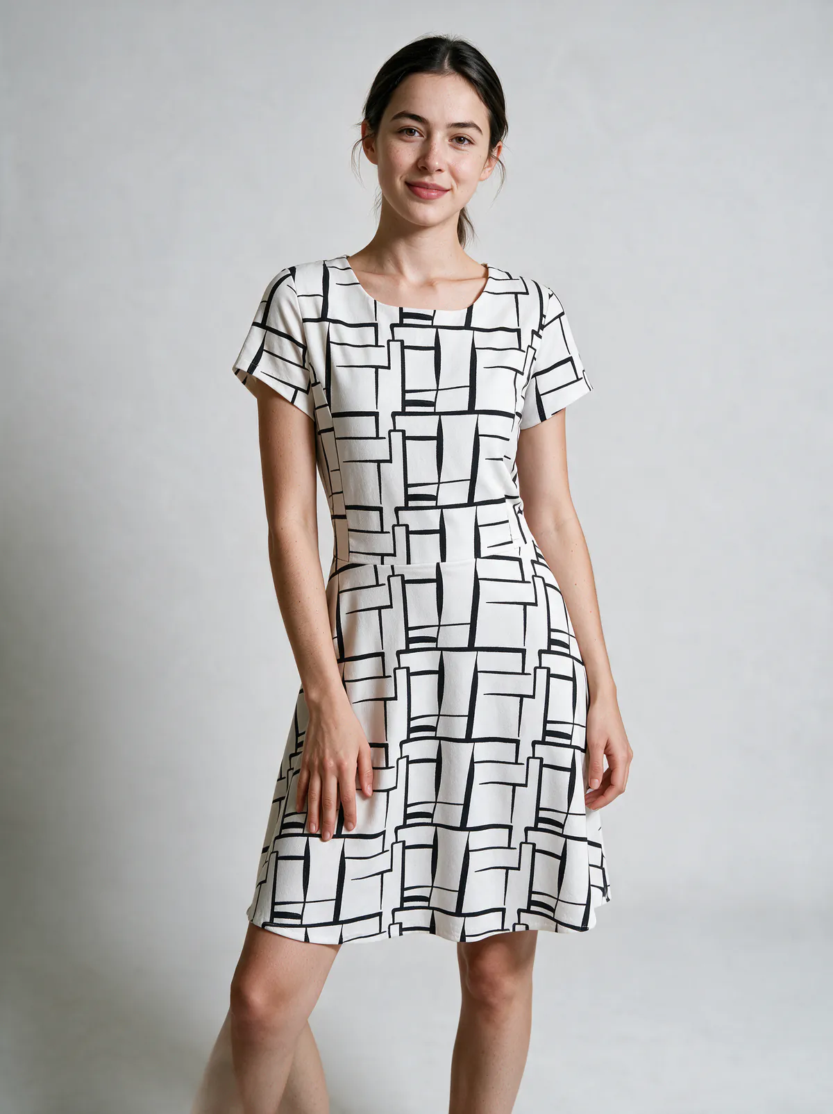 Vestido Geométrico Blanco y Negro